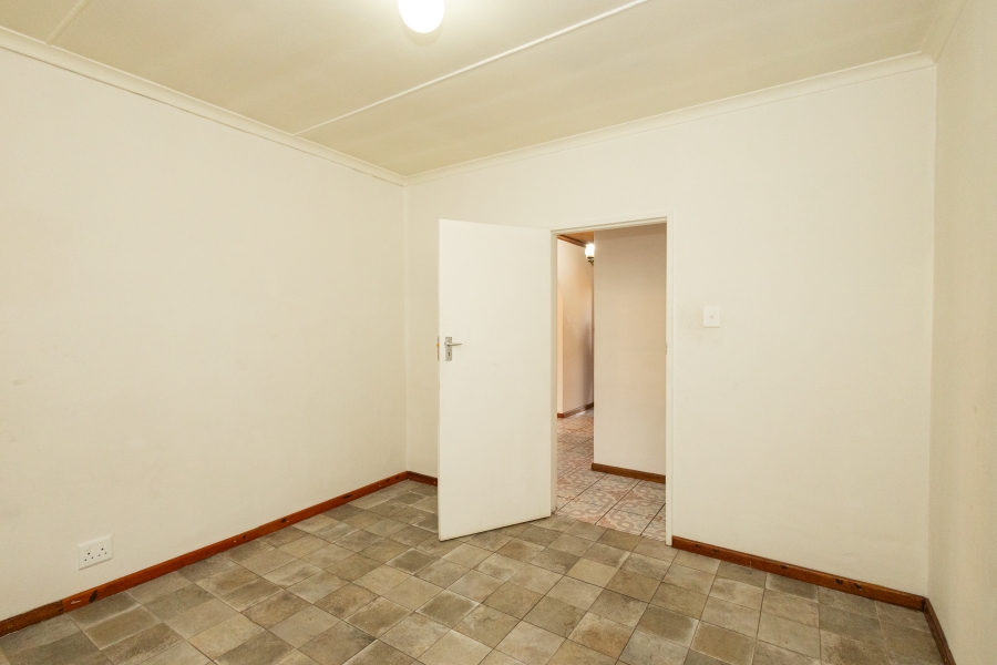 3 Bedroom Property for Sale in Ravensmead Western Cape